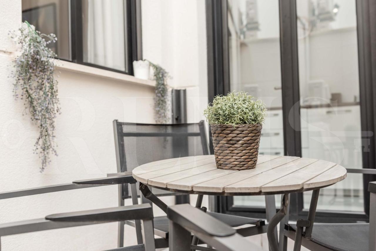 3Br Apartment With Parking And Patio In The Center By Rems مالقة المظهر الخارجي الصورة