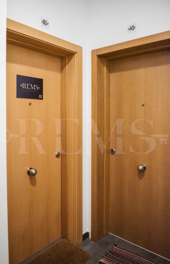3Br Apartment With Parking And Patio In The Center By Rems مالقة المظهر الخارجي الصورة