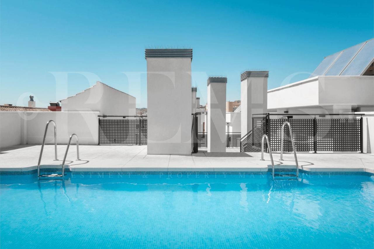 3Br Apartment With Parking And Patio In The Center By Rems مالقة المظهر الخارجي الصورة